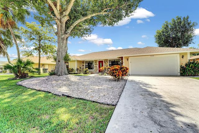 14608 Paddock Drive, Wellington, FL 33414