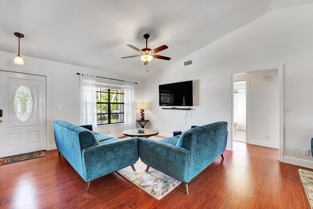 14608 Paddock Drive, Wellington, FL 33414