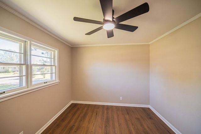 133 Frankfort Ave, Paducah, KY 42001