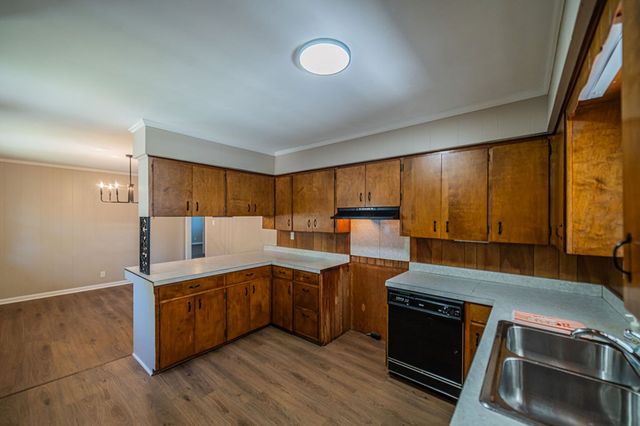 133 Frankfort Ave, Paducah, KY 42001