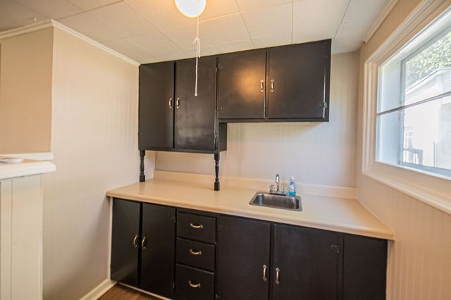 133 Frankfort Ave, Paducah, KY 42001