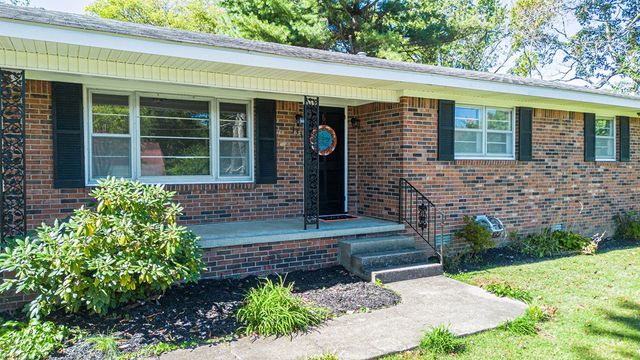 133 Frankfort Ave, Paducah, KY 42001