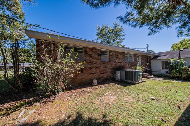 133 Frankfort Ave, Paducah, KY 42001