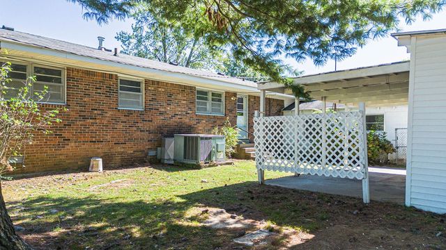 133 Frankfort Ave, Paducah, KY 42001