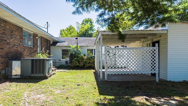 133 Frankfort Ave, Paducah, KY 42001