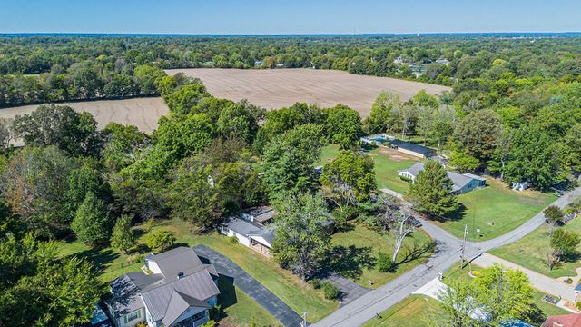 133 Frankfort Ave, Paducah, KY 42001