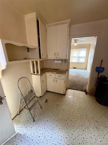 50 Eason Street, Highland Park, MI 48203