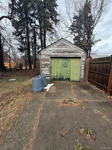 50 Eason Street, Highland Park, MI 48203