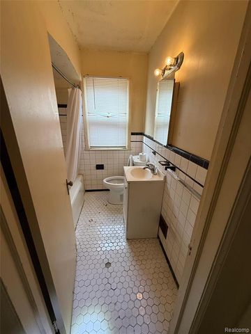 50 Eason Street, Highland Park, MI 48203