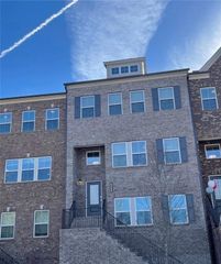 2228 Fern Park Drive, Atlanta, GA 30341