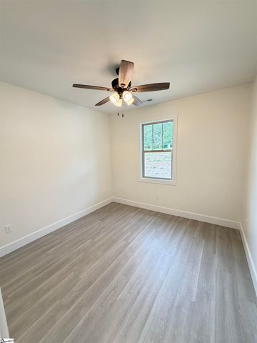 187 Susans Road, Gaffney, SC 29341
