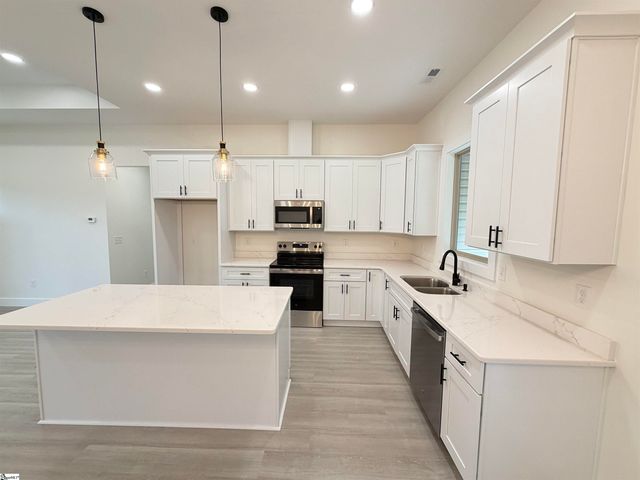 187 Susans Road, Gaffney, SC 29341