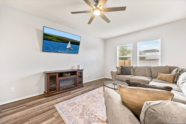 13517 Sunrise Meadow, St Hedwig, TX 78152