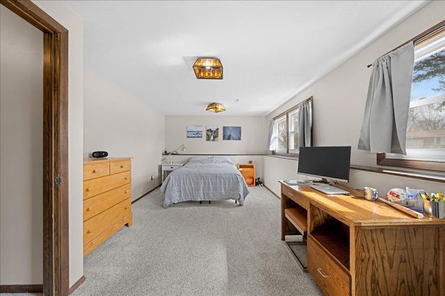 16263 Fishing Way W, Rosemount, MN 55068