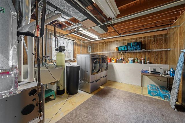 16263 Fishing Way W, Rosemount, MN 55068