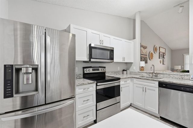 351 IXORA DRIVE 61, Palm Harbor, FL 34684