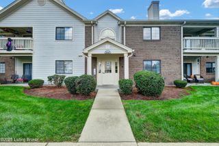 8500 Ambrosse Ln, 207, Louisville, KY 40299