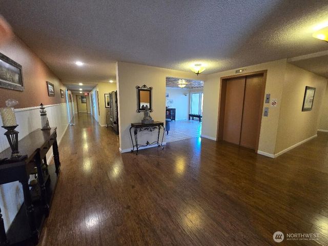 201 SHORE Drive, Bremerton, WA 98310