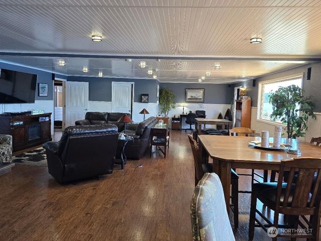 201 SHORE Drive, Bremerton, WA 98310