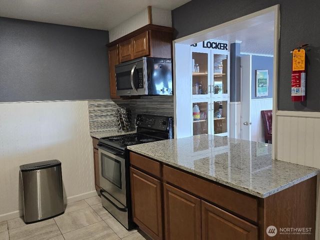 201 SHORE Drive, Bremerton, WA 98310