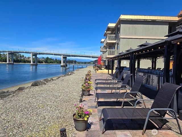 201 SHORE Drive, Bremerton, WA 98310