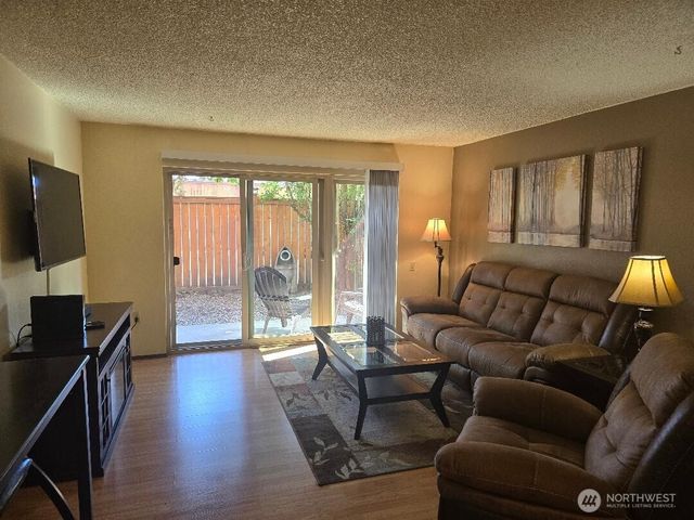 201 SHORE Drive, Bremerton, WA 98310