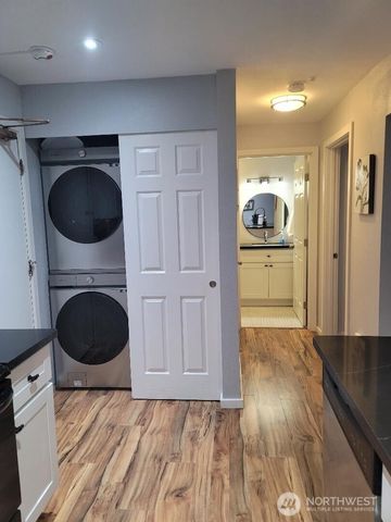 201 SHORE Drive, Bremerton, WA 98310