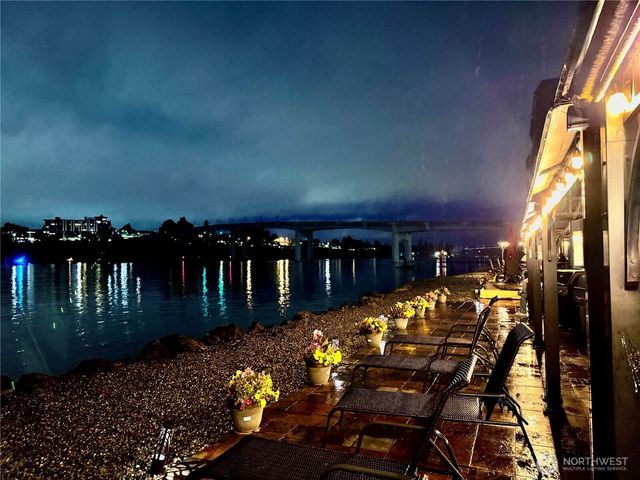 201 SHORE Drive, Bremerton, WA 98310