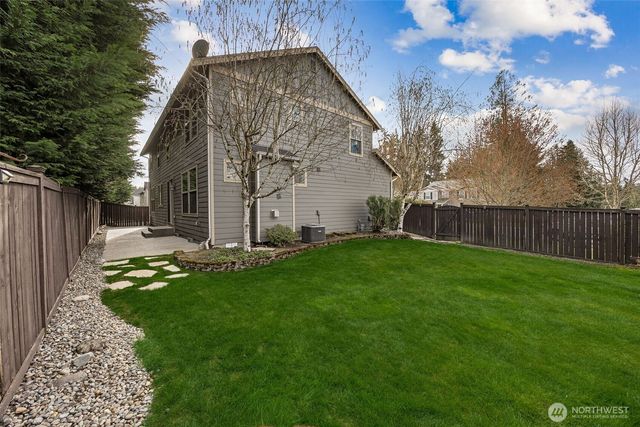 18003 115th Street Ct E, Bonney Lake, WA 98391