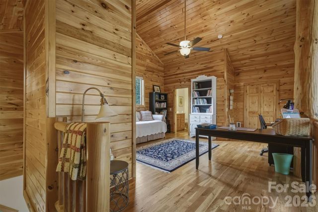 2224 W Paradise Harbor Drive, Connelly Springs, NC 28612