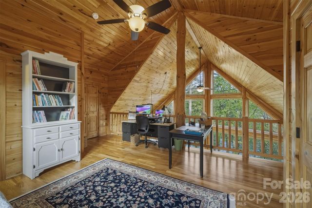 2224 W Paradise Harbor Drive, Connelly Springs, NC 28612