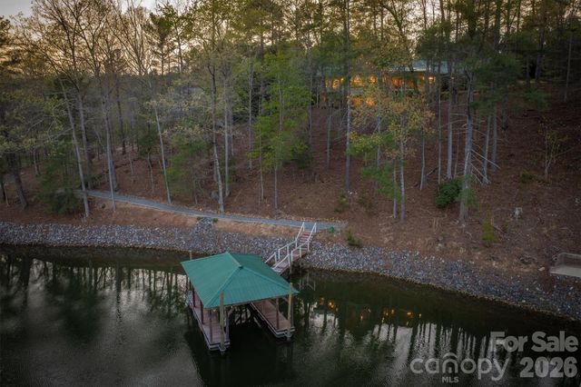 2224 W Paradise Harbor Drive, Connelly Springs, NC 28612