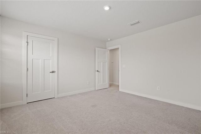 211 Williamson Park LN, Smithfield, VA 23430