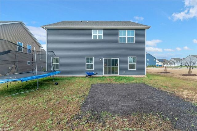 211 Williamson Park LN, Smithfield, VA 23430