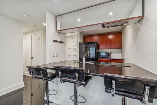 36750 US HIGHWAY 19 N 19306, Palm Harbor, FL 34684