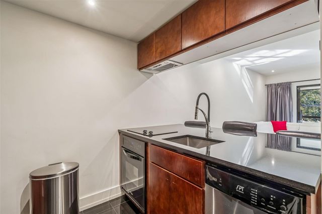 36750 US HIGHWAY 19 N 19306, Palm Harbor, FL 34684