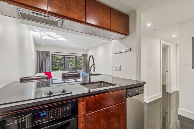 36750 US HIGHWAY 19 N 19306, Palm Harbor, FL 34684