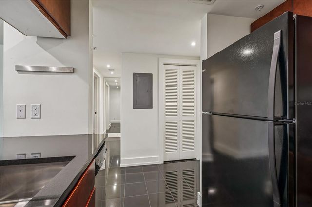 36750 US HIGHWAY 19 N 19306, Palm Harbor, FL 34684