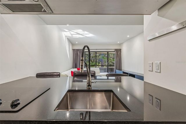 36750 US HIGHWAY 19 N 19306, Palm Harbor, FL 34684