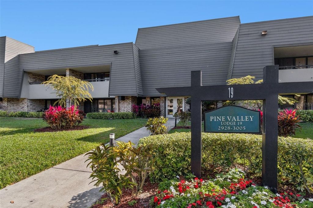 36750 US HIGHWAY 19 N 19306, Palm Harbor, FL 34684