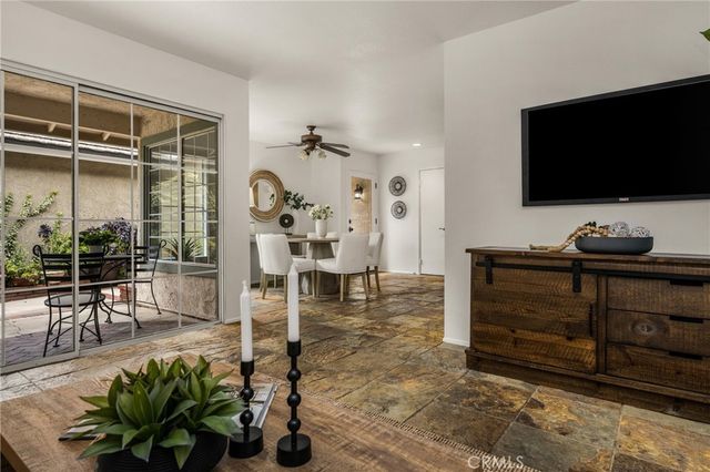 54 Orchard, Irvine, CA 92618