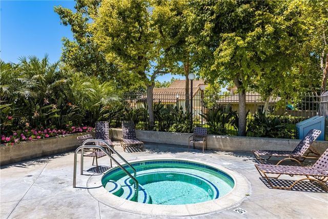 54 Orchard, Irvine, CA 92618