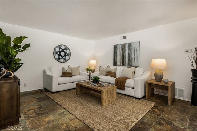 54 Orchard, Irvine, CA 92618