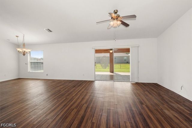 2931 NW 4th PL, Cape Coral, FL 33993