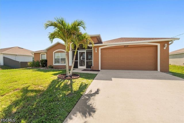 2931 NW 4th PL, Cape Coral, FL 33993