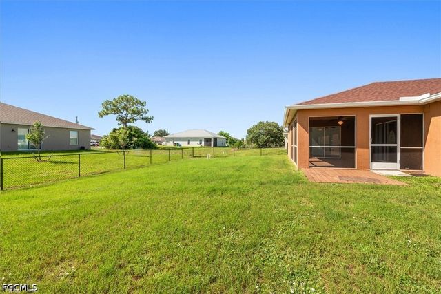 2931 NW 4th PL, Cape Coral, FL 33993
