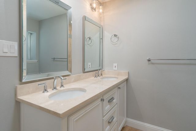 726 Thistlewood Drive, Houston, TX 77079