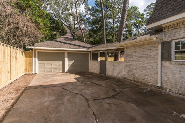 726 Thistlewood Drive, Houston, TX 77079