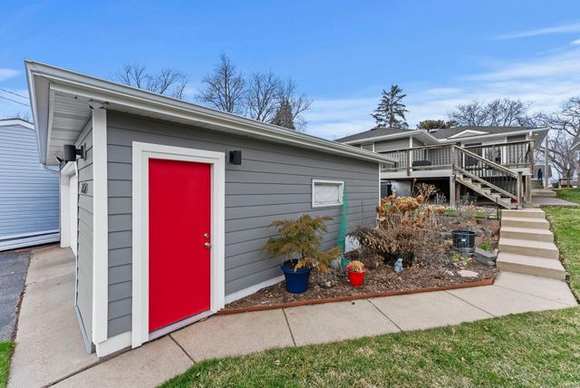 2709 W 60th Street, Minneapolis, MN 55410