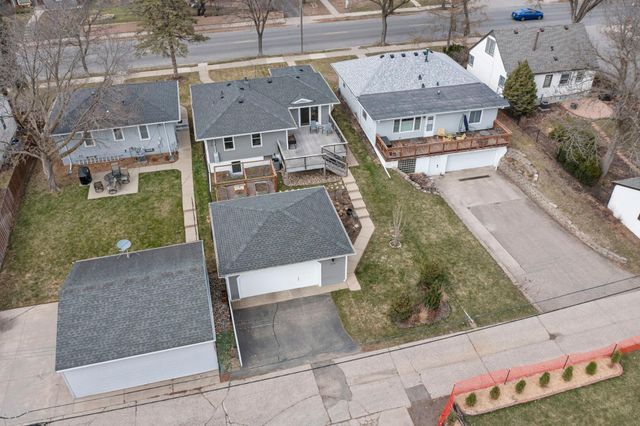 2709 W 60th Street, Minneapolis, MN 55410